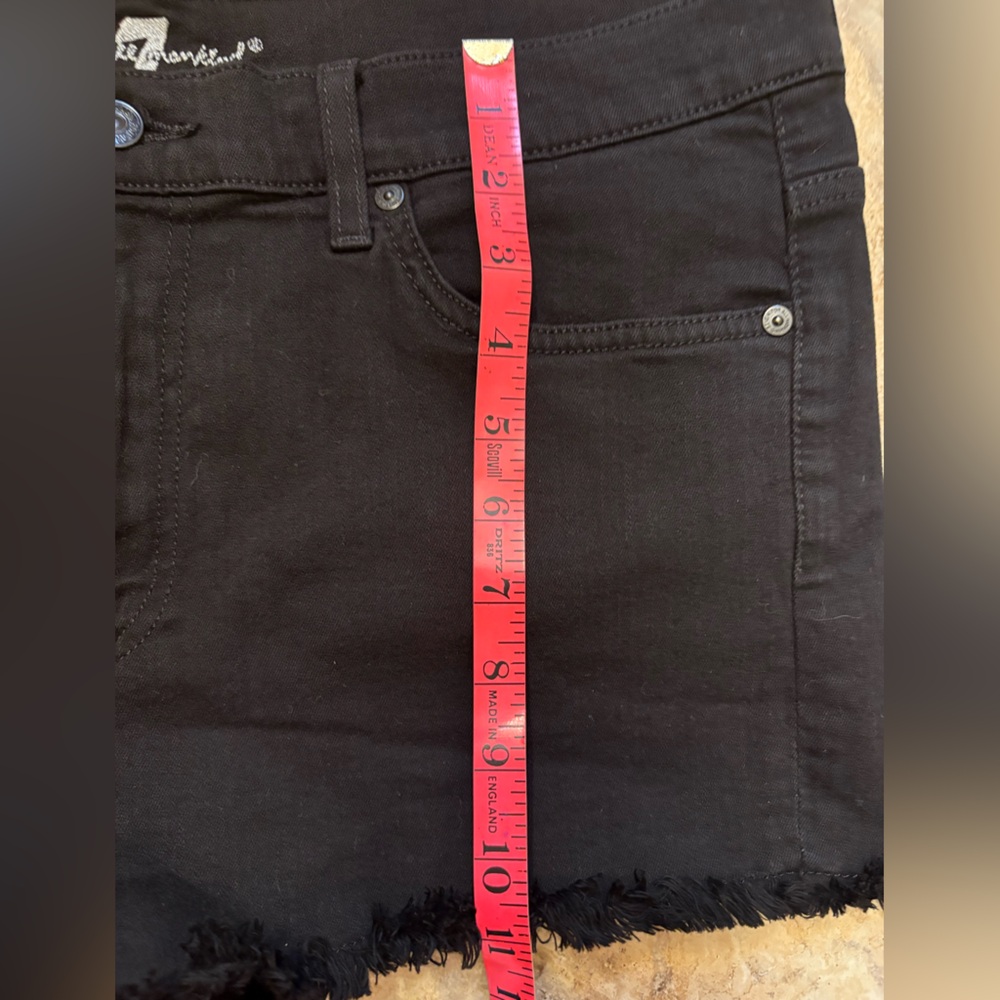 7 For All Mankind Black Cut Off Frayed Hem Mid Rise Black Denim Shorts Womens 31 - Picture 8 of 9
